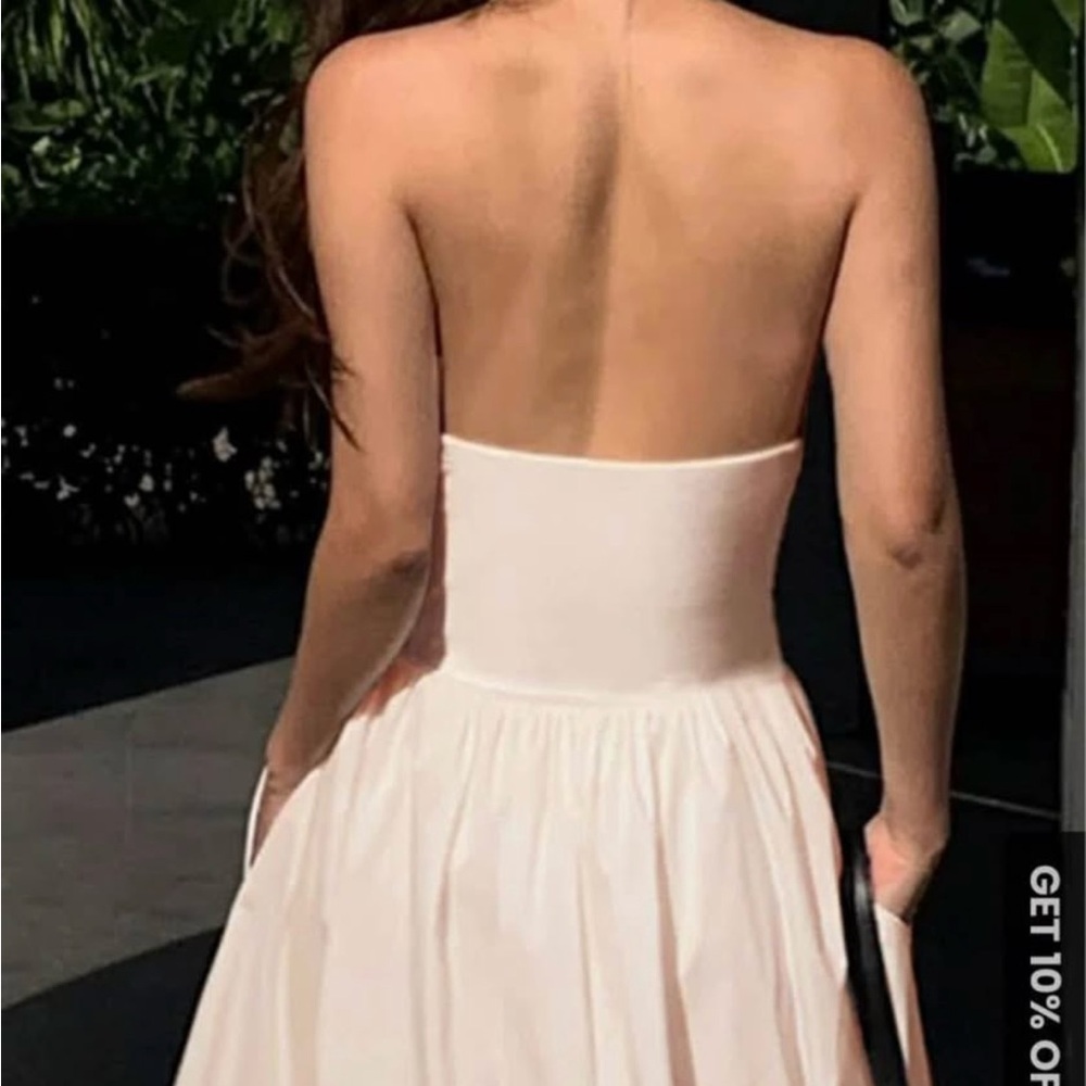 Elegant White Halter Midi Dress - Picture 3 of 5